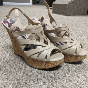 Wedge sandals - nude